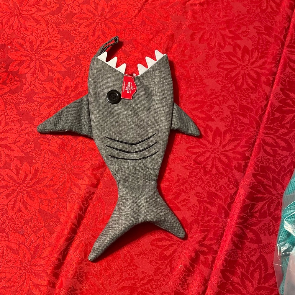Shark stocking - Picture 10 of 10